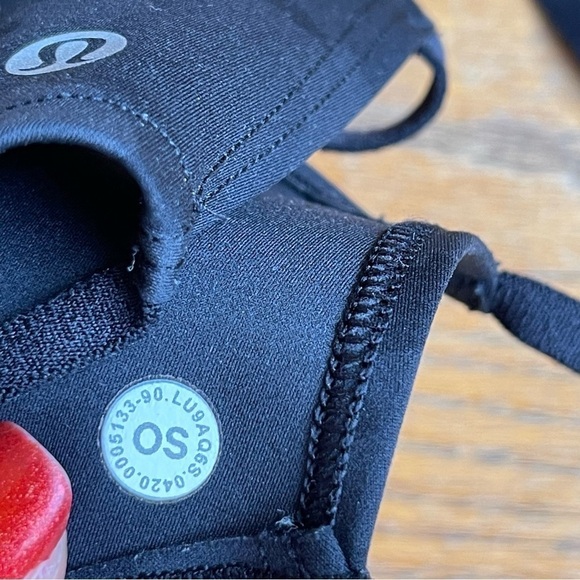 Lululemon Set of TWO Camo Black Face Mask Coverings OS - Picture 4 of 4